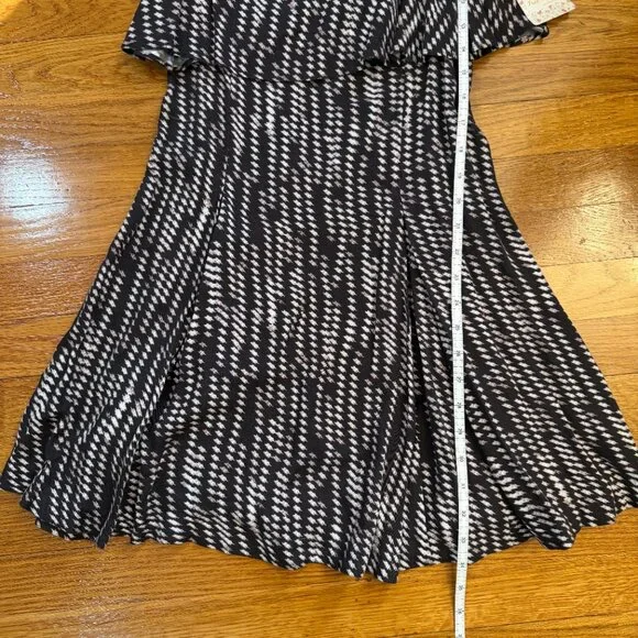 Free People Paper Flower Single Ruffle Black Print A-Line Mini Dress -Size 8 NWT - Picture 2 of 6